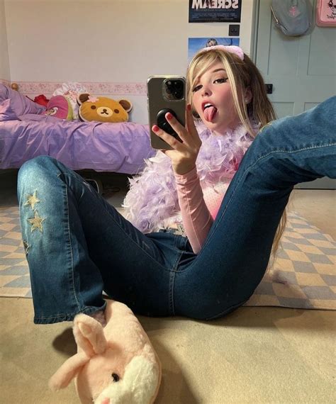 belle delphine naked feet|Belle Delphine Feet Porn Videos